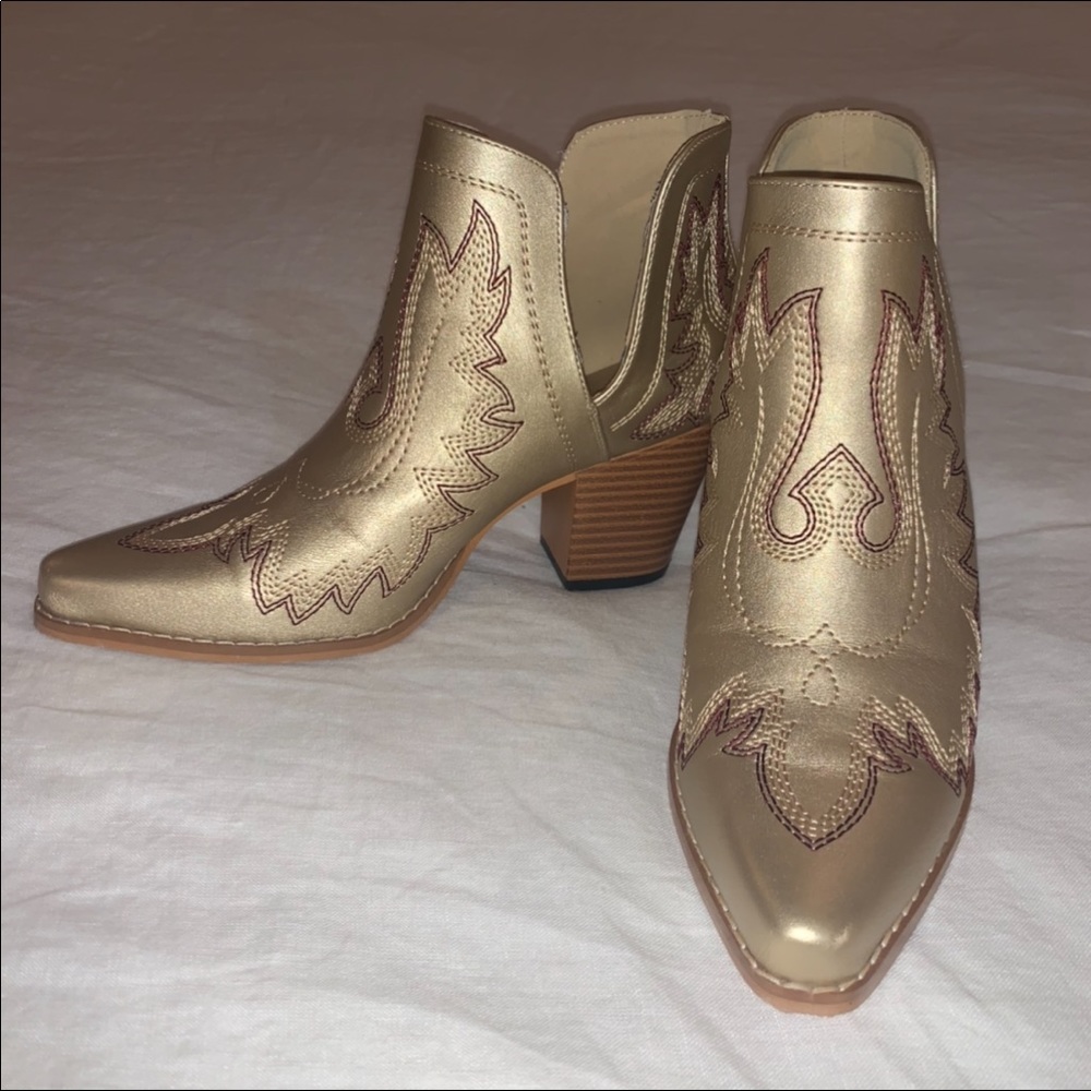 Gold Western Booties 🌟